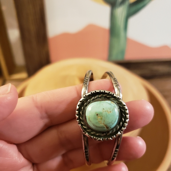 Vintage Sterling Silver Turquoise Cuff Bracelet